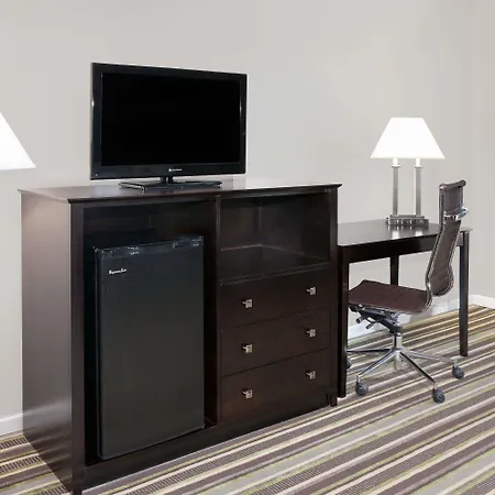 Super 8 By Wyndham Morton Grove/Chicago-2