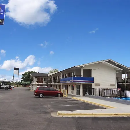 Americas Best Value Inn - Goldsboro-2