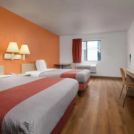 Motel 6-Buena Park, Ca - Knotts Berry Farm - Disneyland-3