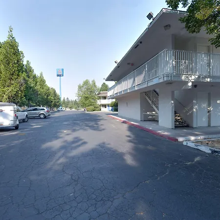 Motel 6 Weed - Mount Shasta-2