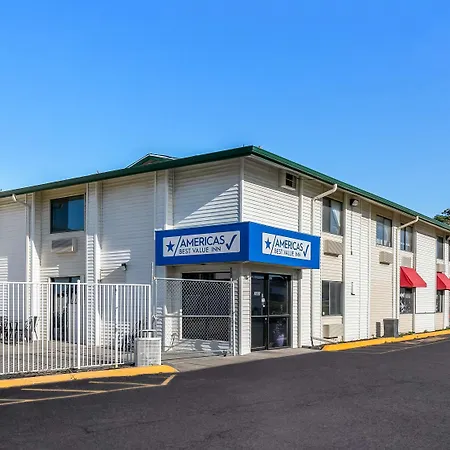 Americas Best Value Inn - Lincoln Airport-3
