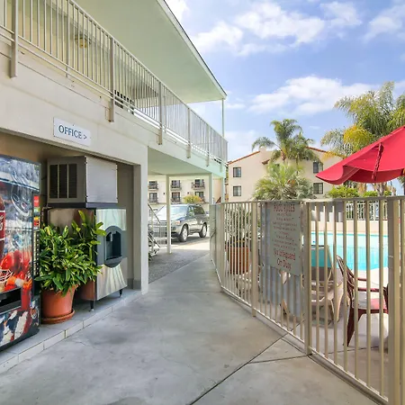 Motel 6-Santa Barbara, Ca - Beach-3