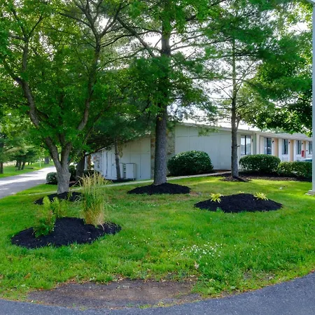 American Inn-3
