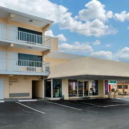 Quality Inn Daytona Beach Oceanfront-2