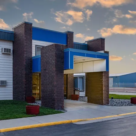 Baymont By Wyndham Gillette-3