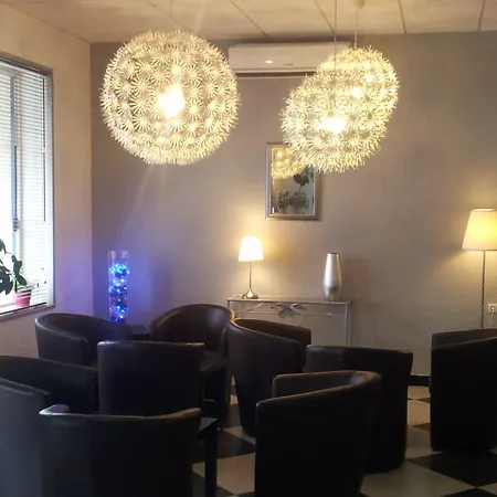 Cit'Hotel Hôtel Du Midi-3