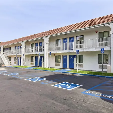 Motel 6-Pinole, Ca-2
