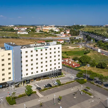 Holiday Inn Express Lisbon-Oeiras, An Ihg Hotel-2