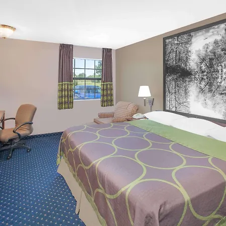 Super 8 By Wyndham Lowell/Bentonville/Rogers Area-3