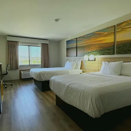 Days Inn By Wyndham Mankato-2