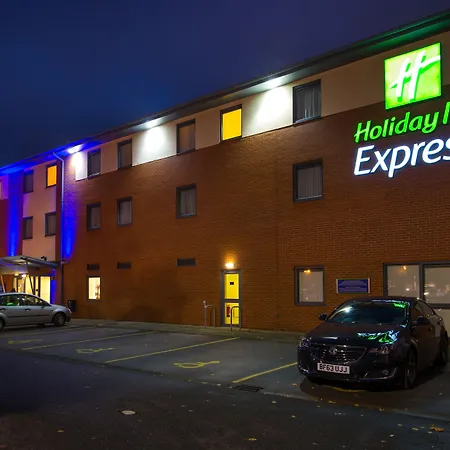 Holiday Inn Express Bedford By Ihg-3