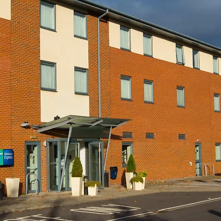 Holiday Inn Express Bedford By Ihg-2