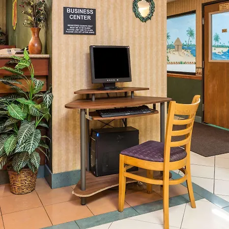 Super 8 By Wyndham Troy Il/St. Louis Area-3