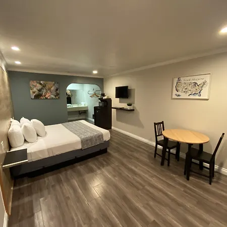 Anaheim Executive Inn & Suites-2