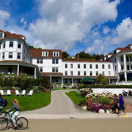 Island House Hotel-2