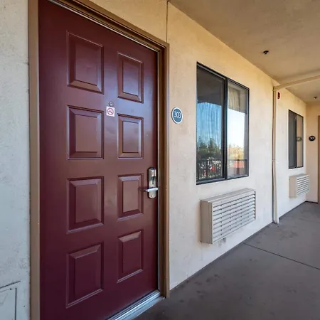 California Inn And Suites, Rancho Cordova-2
