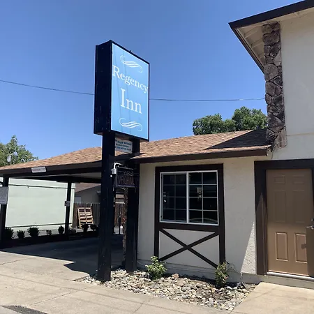 Regency Inn Lakeport-3