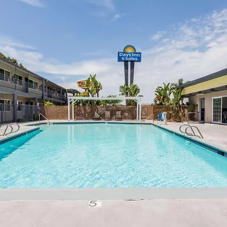 Days Inn By Wyndham San Diego-East/El Cajon-3