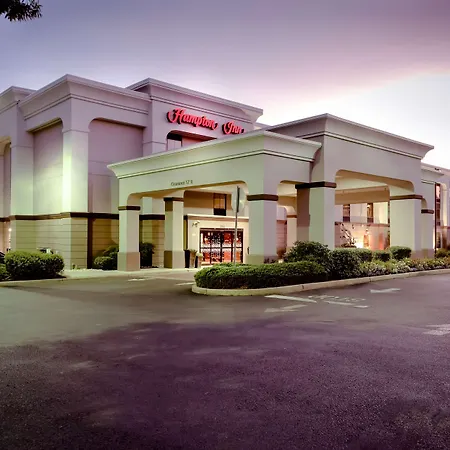 Hampton Inn East Windsor-2