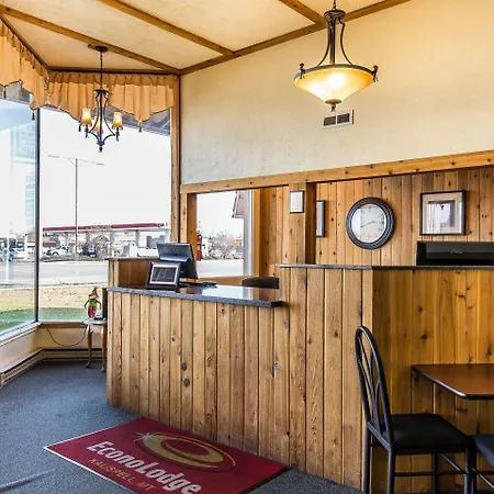 Econo Lodge Inn & Suites Kalispell - Glacier National Park Gateway-3