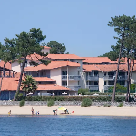 Sowell Family Pignada Plage-2