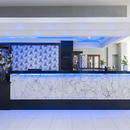 Alexandra Hotel-3