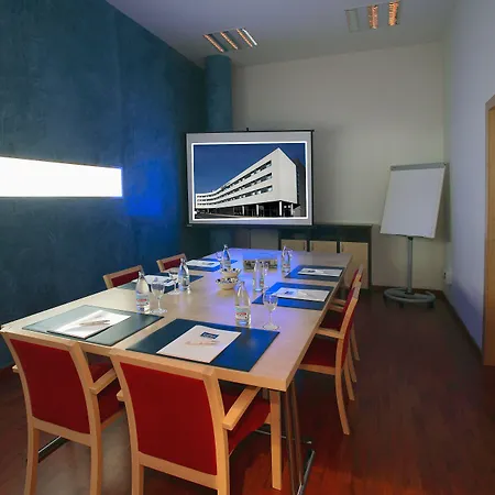 Holiday Inn Express Molins De Rei By Ihg-2