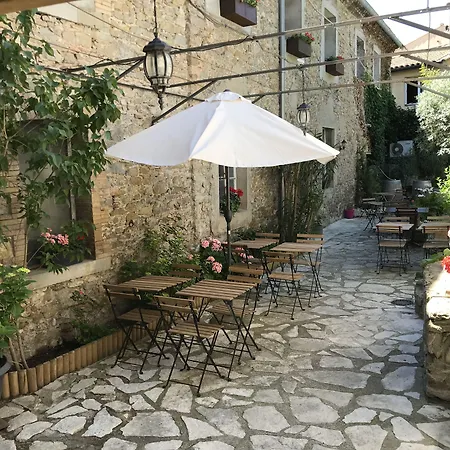 Hotel Du Pont Vieux-2