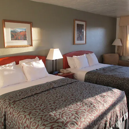 Montrose Valley Lodge-2
