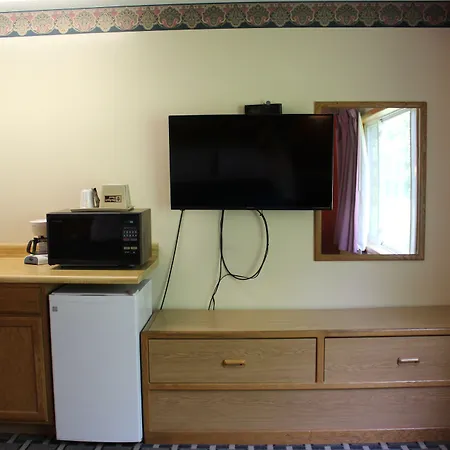 Budget Host Inn Fridley-3