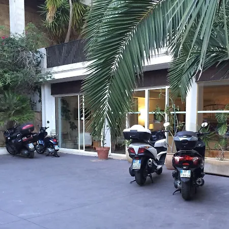 Grand Hôtel De Calvi-3