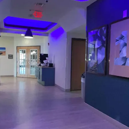 Comfort Suites San Antonio Seaworld - Lackland Afb-3