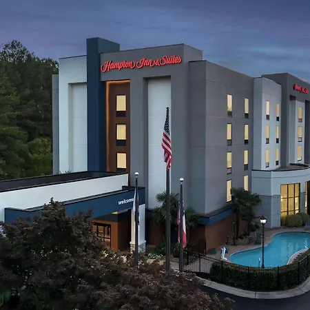Hampton Inn & Suites Atlanta-Six Flags-3
