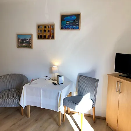 Hotel Schoene Aussicht-2