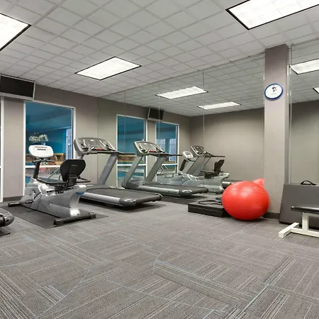 Holiday Inn Hotel & Suites Gateway By Ihg-3