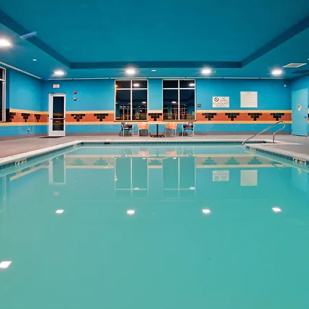 Holiday Inn Hotel & Suites Gateway By Ihg-3