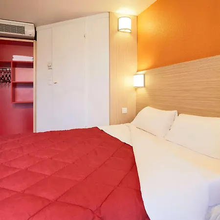 Premiere Classe Paris Ouest - Nanterre - La Defense-3