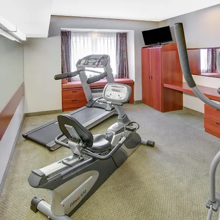 Microtel Inn & Suites By Wyndham Hattiesburg-2