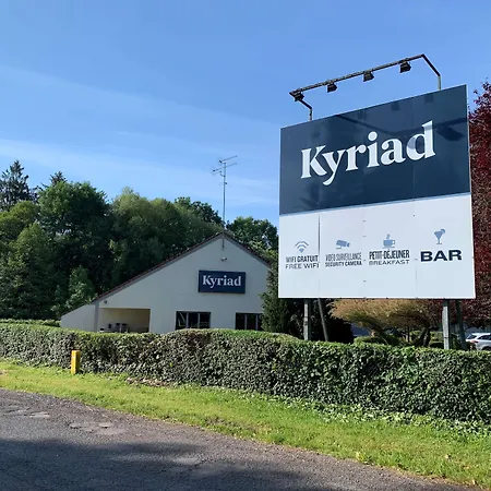 Kyriad Sedan-3