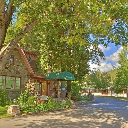 Strawberry Valley Inn-3