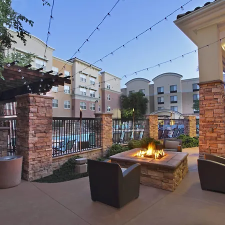 Residence Inn Phoenix Glendale Sports & Entertainment District-3