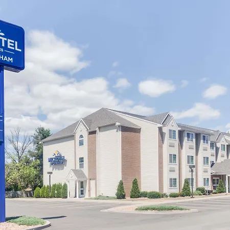 Microtel Inn & Suites Bath-3