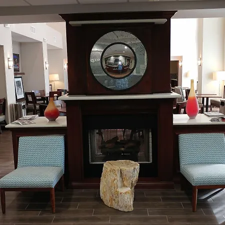 Hampton Inn & Suites Navarre-2
