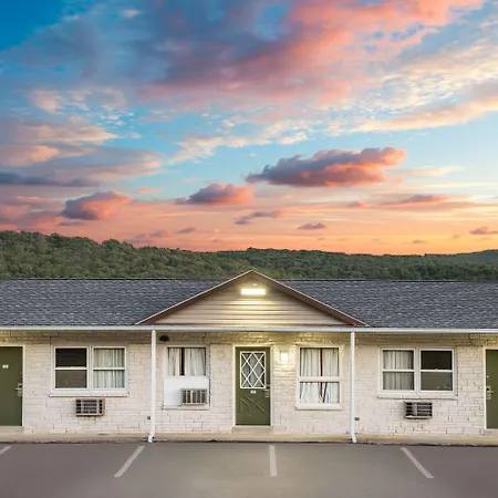 Knights Inn Pine Grove I-81 Exit 100-3