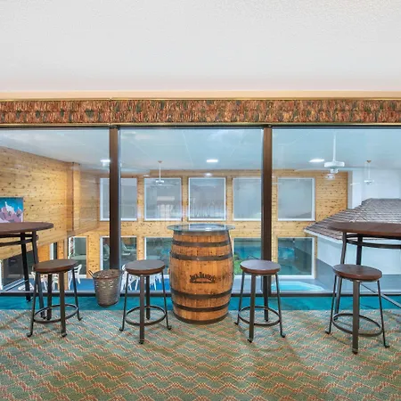Travelodge By Wyndham Spearfish-3