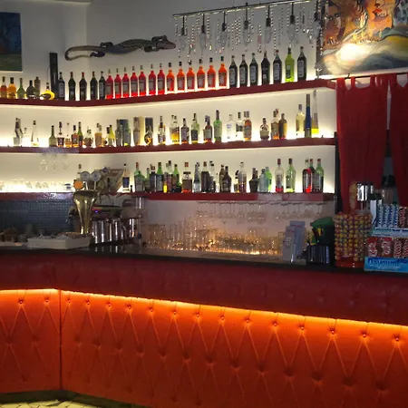 Hotel Amalfi & Restaurant Karaoke Bar-2