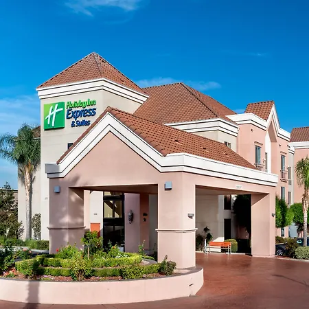 Holiday Inn Express & Suites Lathrop By Ihg-3