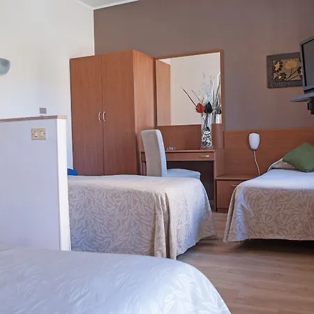 Hotel Adriano-2