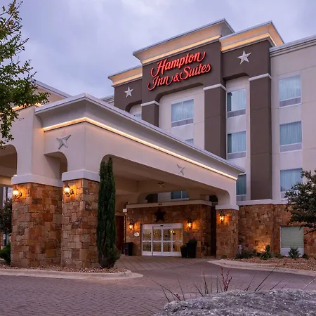 Hampton Inn & Suites Boerne-3