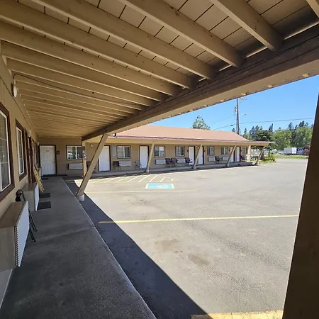 Cle Elum Travelers Inn-3